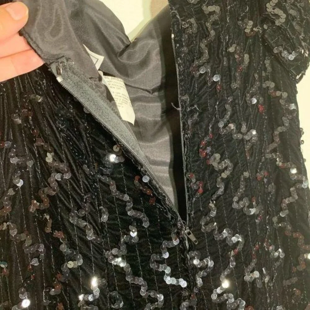 Vintage Zum Zum Black Dress Size Small Velvet Sequin Metallic Short Sleeves